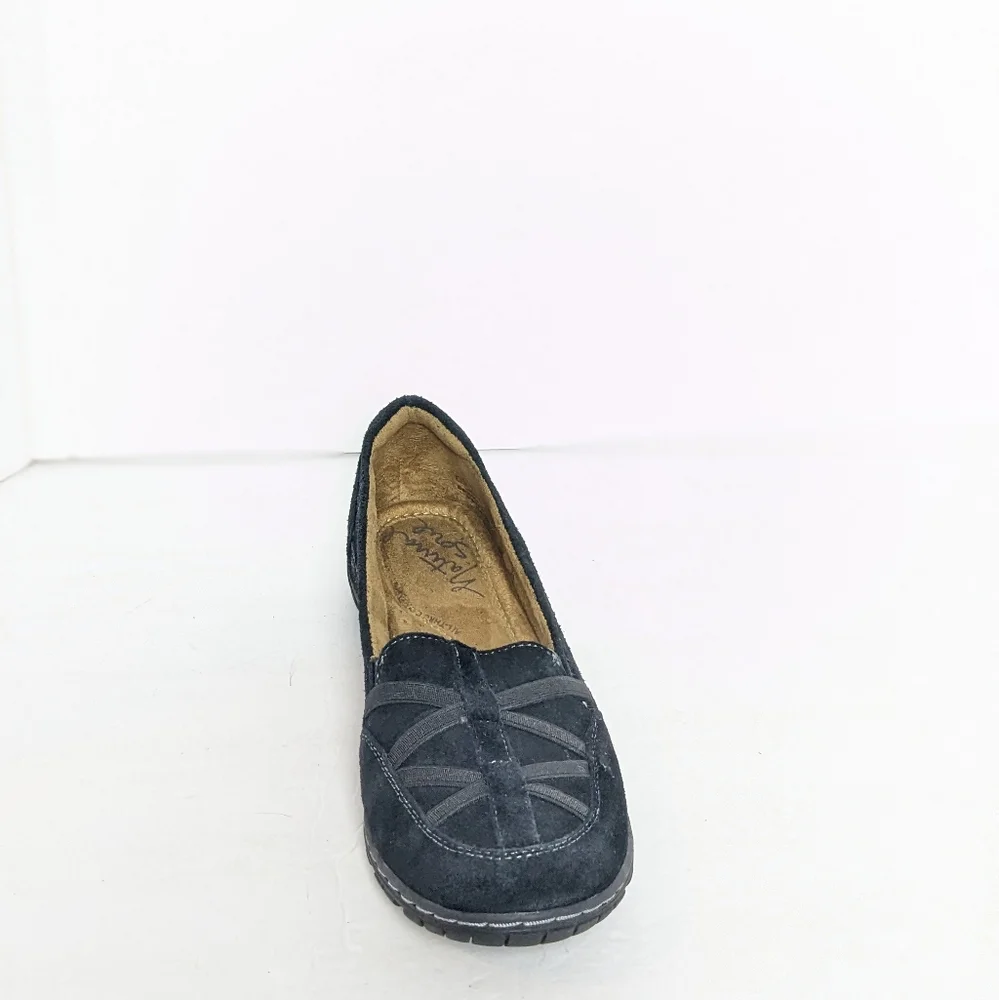 Natural soul suede loafers